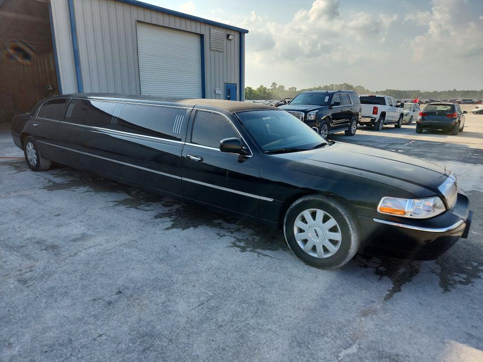 Aukcja sprzedaży 2005 Lincoln Town Car, vin: 1L1FM88W85Y609574, numer aukcji: 63393576