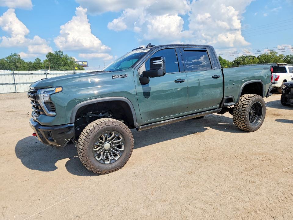 65136626 :رقم المزاد ، 1GC4KPEY1TF200289 vin ، 2026 Chevrolet Silverado مزاد بيع