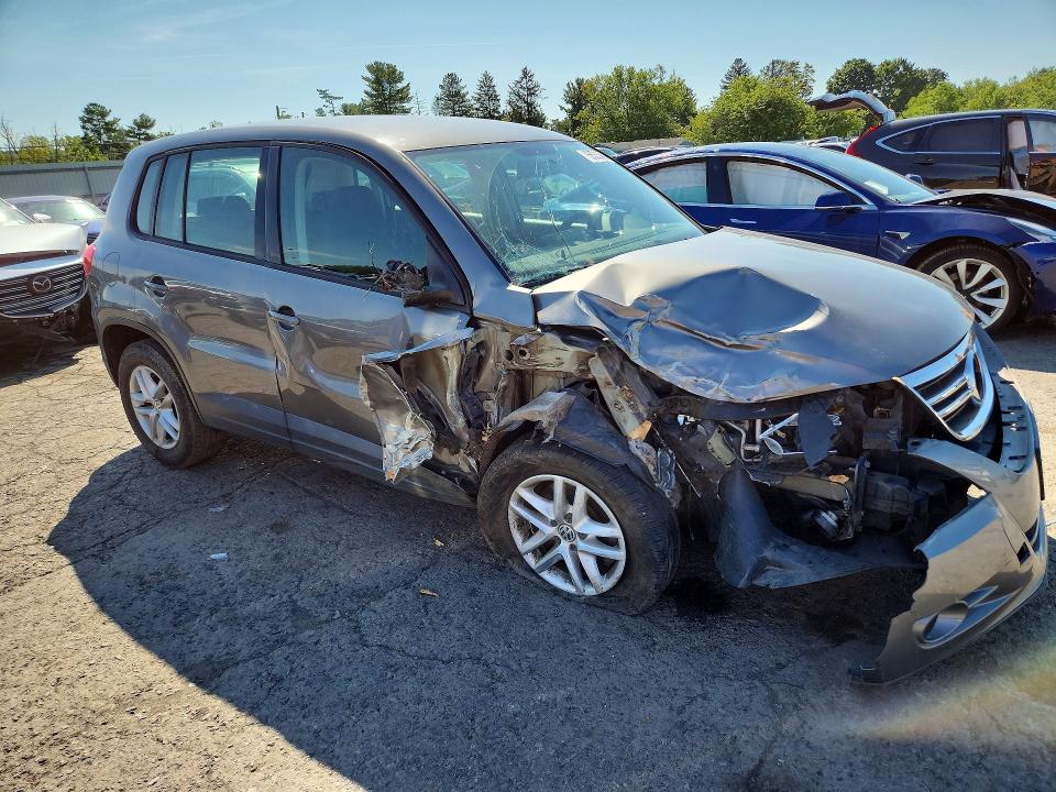 66535306 :رقم المزاد ، WVGBV7AX4BW506523 vin ، 2011 Volkswagen Tiguan مزاد بيع