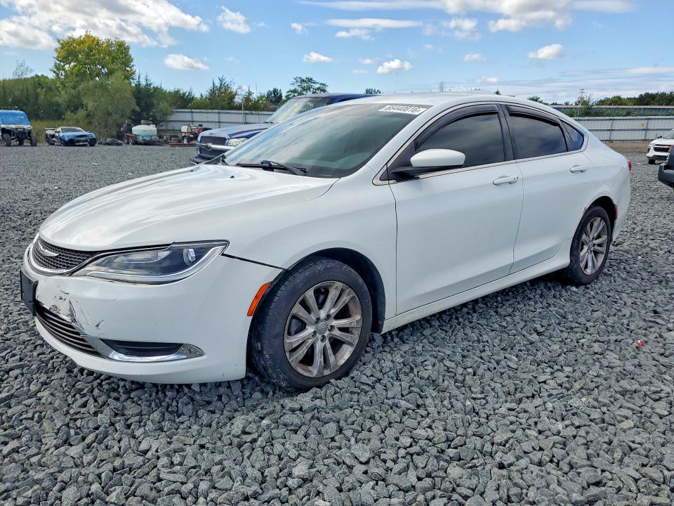 66440816 :رقم المزاد ، 1C3CCCAB5FN570159 vin ، 2015 Chrysler 200 مزاد بيع