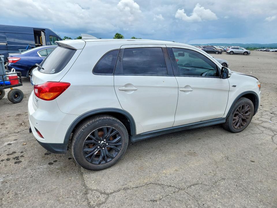 64202286 :رقم المزاد ، JA4AR3AU4JZ012074 vin ، 2018 Mitsubishi Outlander Sport مزاد بيع