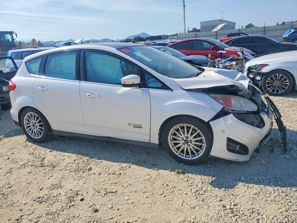 64755646 :رقم المزاد ، 1FADP5CU9EL507032 vin ، 2014 Ford C-max مزاد بيع