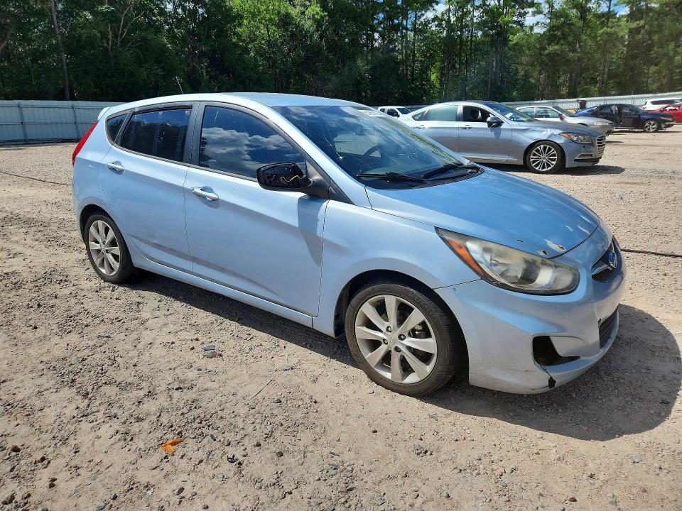 Продаж на аукціоні авто 2012 Hyundai Accent, vin: KMHCU5AE1CU020582, номер лоту: 64268106