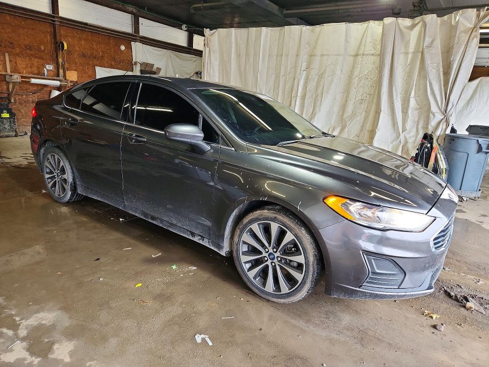 2020 Ford Fusion მანქანა იყიდება აუქციონზე, vin: 3FA6P0T97LR165084, აუქციონის ნომერი: 63896396