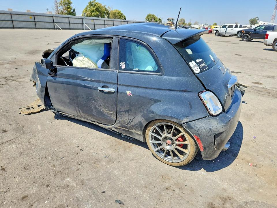 66778326 :رقم المزاد ، 3C3CFFFH9JT420747 vin ، 2018 Fiat 500 مزاد بيع