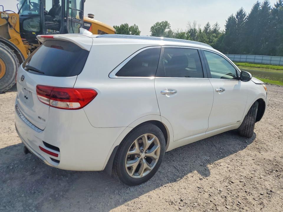 2016 Kia Sorento მანქანა იყიდება აუქციონზე, vin: 5XYPKDA59GG083488, აუქციონის ნომერი: 63571316