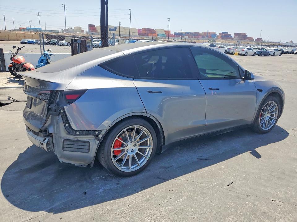 Продажа на аукционе авто 2024 Tesla Model Y, vin: 7SAYGDEF3RA294351, номер лота: 63211226
