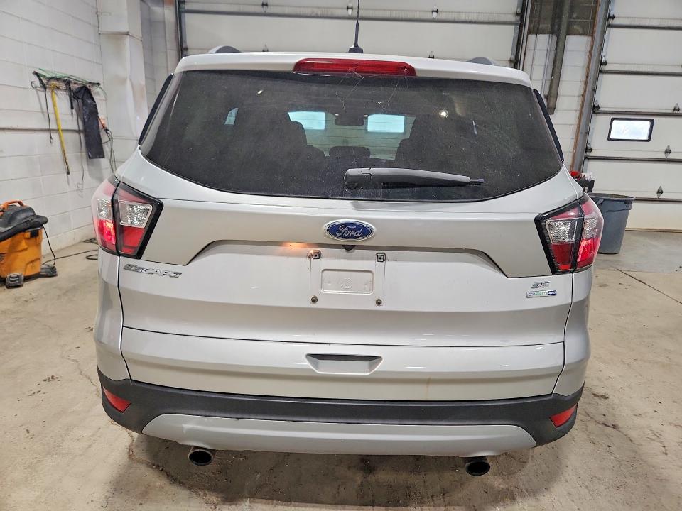 Продаж на аукціоні авто 2018 Ford Escape, vin: 1FMCU9GD2JUC39599, номер лоту: 66040816