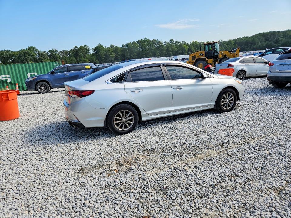64786726 :رقم المزاد ، 5NPE24AF8JH725294 vin ، 2018 Hyundai Sonata مزاد بيع