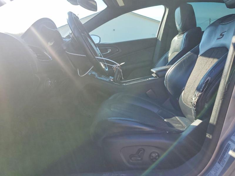 65273046 :رقم المزاد ، 1C3CCCBB3FN550569 vin ، 2015 Chrysler 200 مزاد بيع
