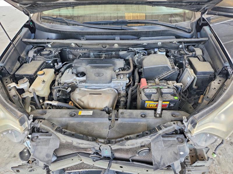 67058496 :رقم المزاد ، 2T3ZFREV9JW501318 vin ، 2018 Toyota Rav4 مزاد بيع