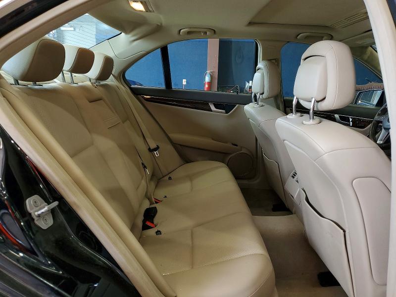 Продажа на аукционе авто 2012 Mercedes-benz C, vin: WDDGF8BB2CA704943, номер лота: 65138446