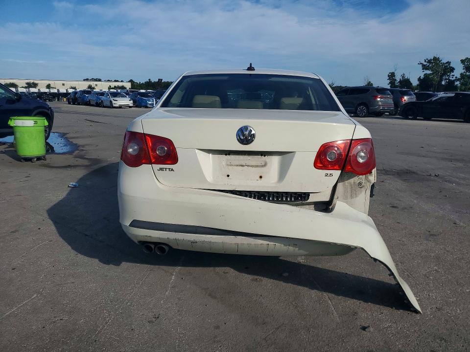 2007 Volkswagen Jetta მანქანა იყიდება აუქციონზე, vin: 3VWSG71KX7M033413, აუქციონის ნომერი: 64145916