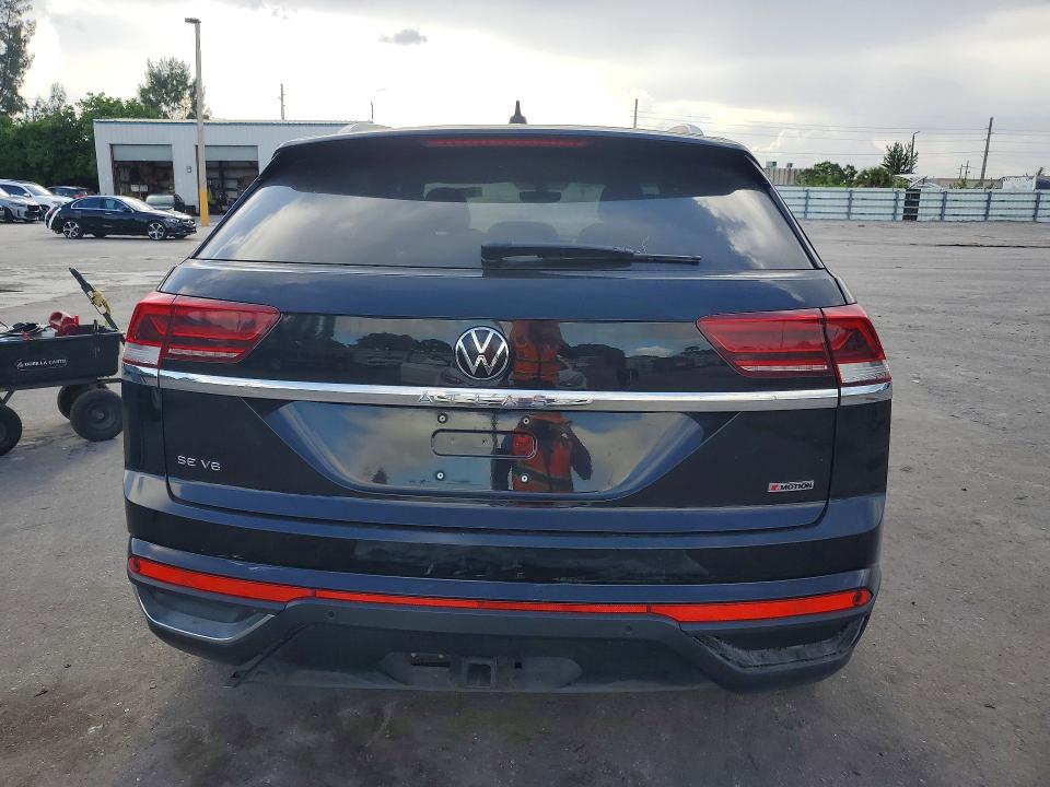 64268116 :رقم المزاد ، 1V2KE2CA2MC207440 vin ، 2021 Volkswagen Atlas Cross Sport مزاد بيع