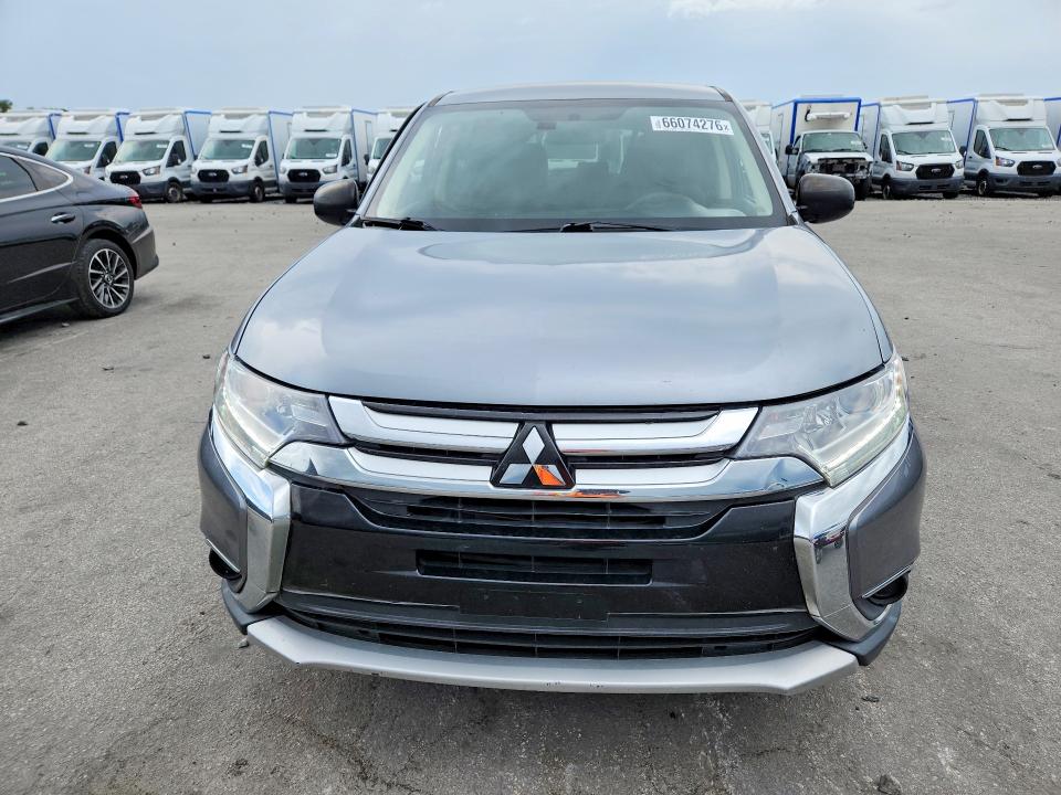Продажа на аукционе авто 2018 Mitsubishi Outlander, vin: JA4AD2A30JZ043449, номер лота: 66074276
