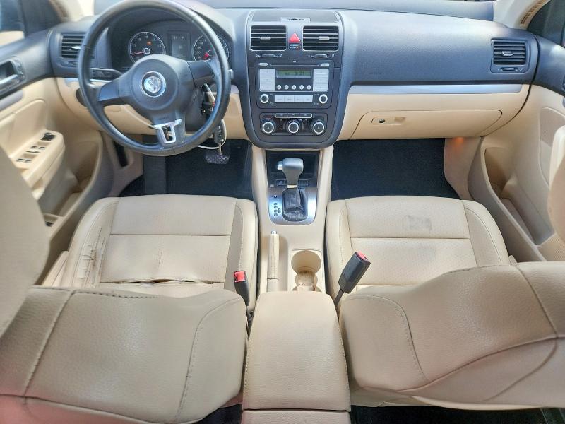 2010 Volkswagen Jetta მანქანა იყიდება აუქციონზე, vin: 3VWRZ7AJ0AM140901, აუქციონის ნომერი: 64387546