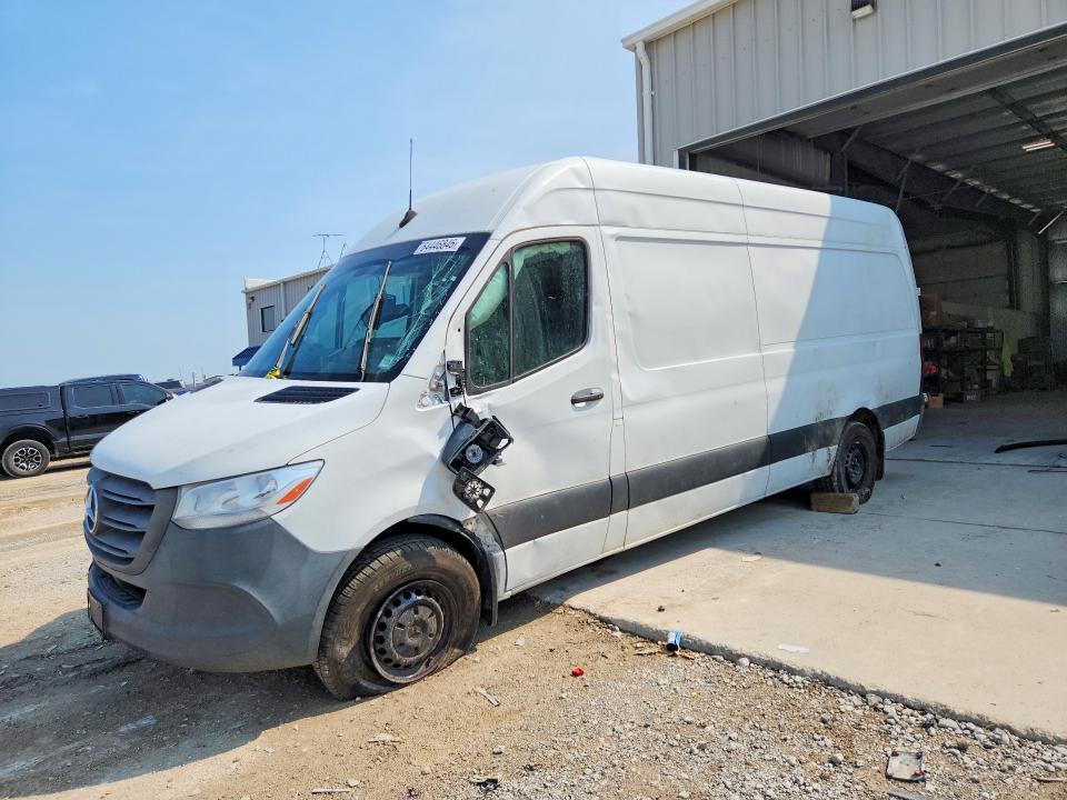 64446846 :رقم المزاد ، W1Y40CHY0NT097196 vin ، 2022 Mercedes-benz Sprinter مزاد بيع