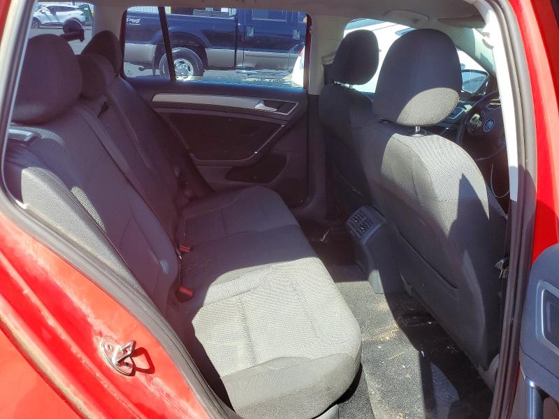 64593176 :رقم المزاد ، 3VWC17AU3GM518001 vin ، 2016 Volkswagen Golf Sportwagen مزاد بيع