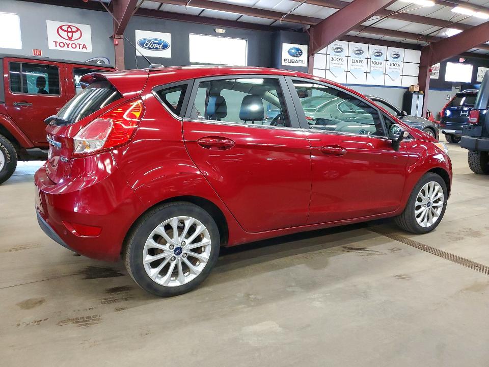 2017 Ford Fiesta მანქანა იყიდება აუქციონზე, vin: 3FADP4FJ3HM123956, აუქციონის ნომერი: 64032296