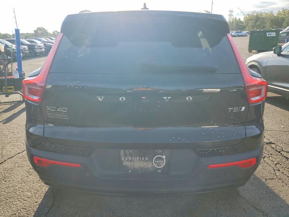 65152826 :رقم المزاد ، YV4162UM3N2694204 vin ، 2022 Volvo Xc40 مزاد بيع
