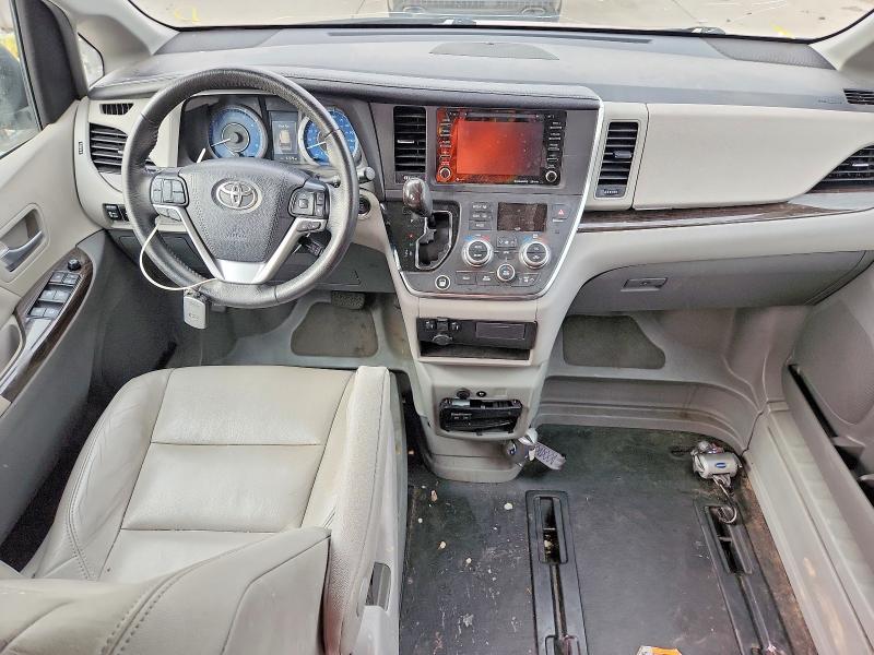 2018 Toyota Sienna მანქანა იყიდება აუქციონზე, vin: 5TDYZ3DC8JS917314, აუქციონის ნომერი: 66618066