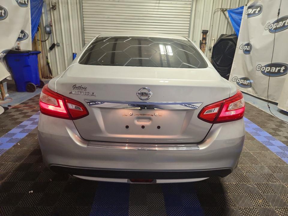 2017 Nissan Altima მანქანა იყიდება აუქციონზე, vin: 1N4AL3AP0HC268460, აუქციონის ნომერი: 65366736