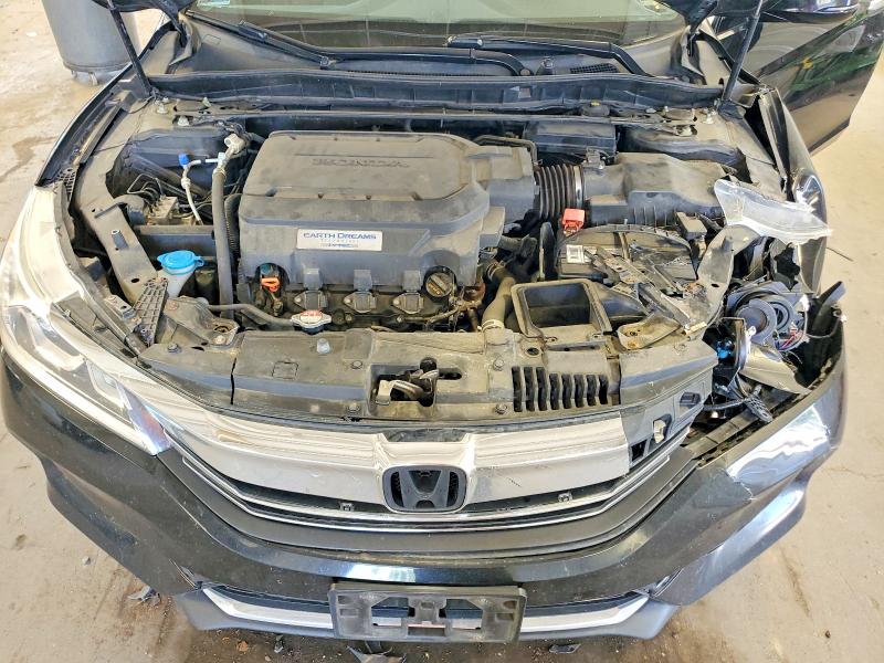 Продаж на аукціоні авто 2017 Honda Accord, vin: 1HGCR3F80HA020810, номер лоту: 65868536