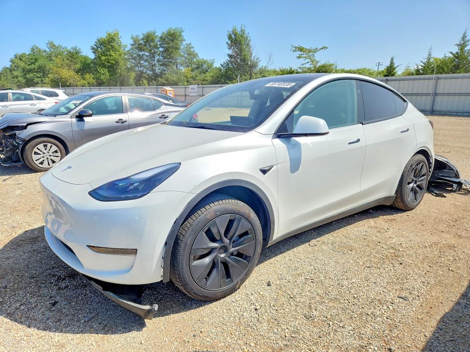 Auction sale of the 2025 Tesla Model Y, vin: 7SAYGDEDXSF247860, lot number: 65740536