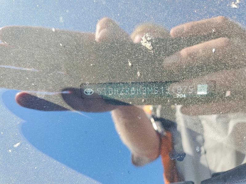 63543946 :رقم المزاد ، 5TDHZRBH3MS134875 vin ، 2021 Toyota Highlander مزاد بيع