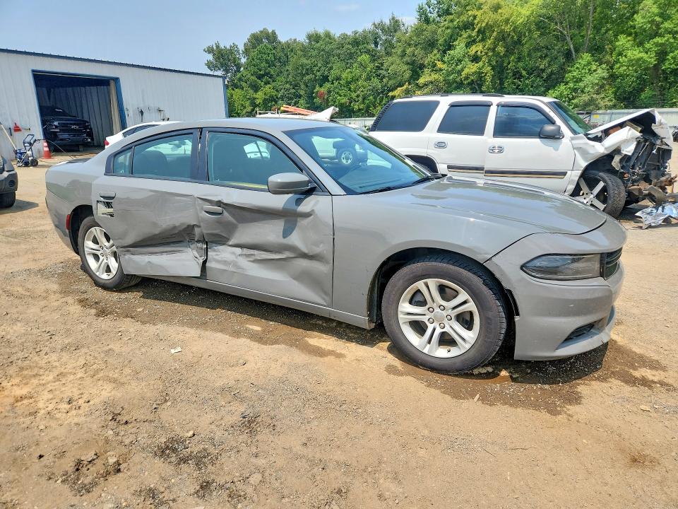 63334306 :رقم المزاد ، 2C3CDXBG0JH173717 vin ، 2018 Dodge Charger مزاد بيع