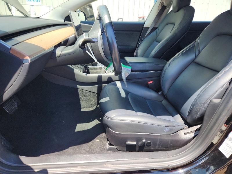 65564356 :رقم المزاد ، 5YJ3E1EB7JF120900 vin ، 2018 Tesla Model 3 مزاد بيع
