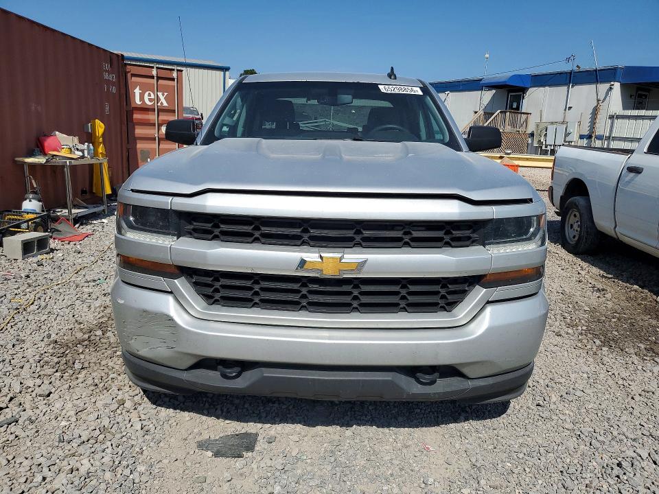 65298856 :رقم المزاد ، 3GCPCPEC2JG115973 vin ، 2018 Chevrolet Silverado مزاد بيع