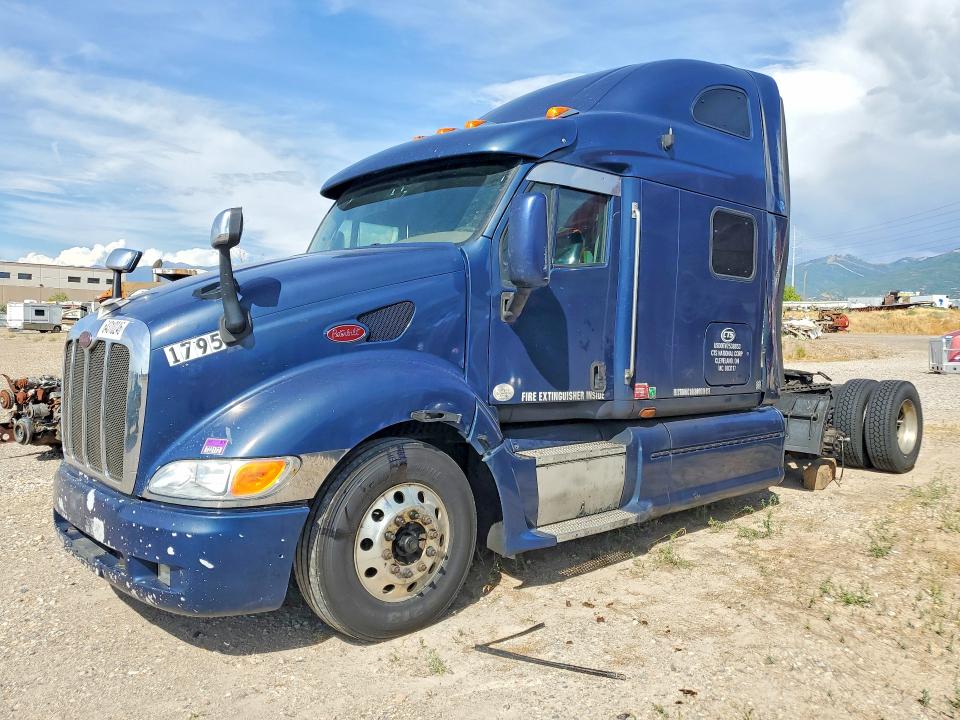 64310246 :رقم المزاد ، 1XP7D49X2BD763187 vin ، 2011 Peterbilt 387 مزاد بيع