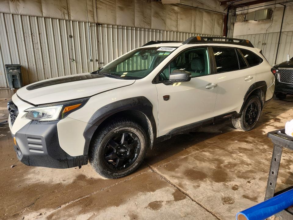 64095556 :رقم المزاد ، 4S4BTGUD4N3111240 vin ، 2022 Subaru Outback مزاد بيع