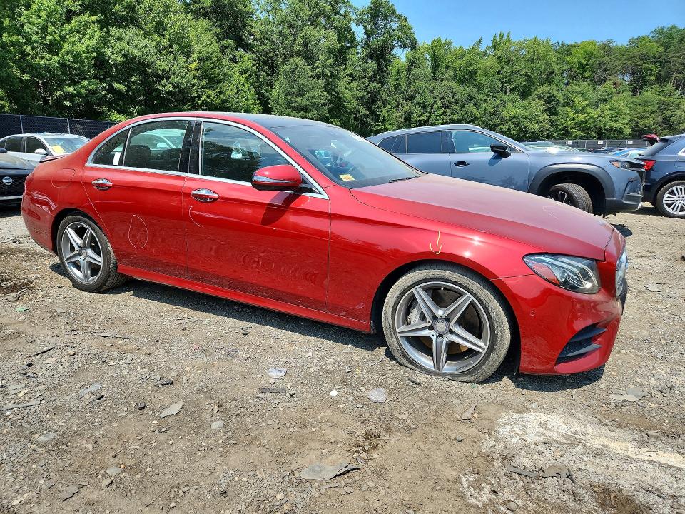 63915426 :رقم المزاد ، WDDZF4KBXHA122355 vin ، 2017 Mercedes-benz E مزاد بيع