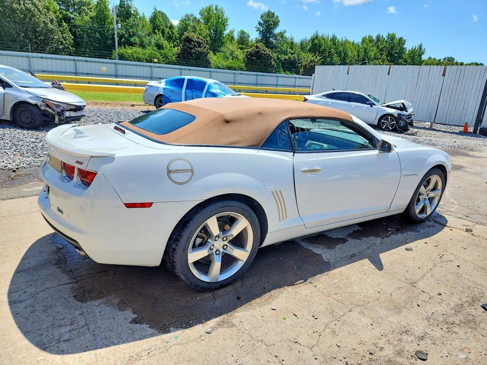 2011 Chevrolet Camaro მანქანა იყიდება აუქციონზე, vin: 2G1FC3DD8B9205311, აუქციონის ნომერი: 64569146