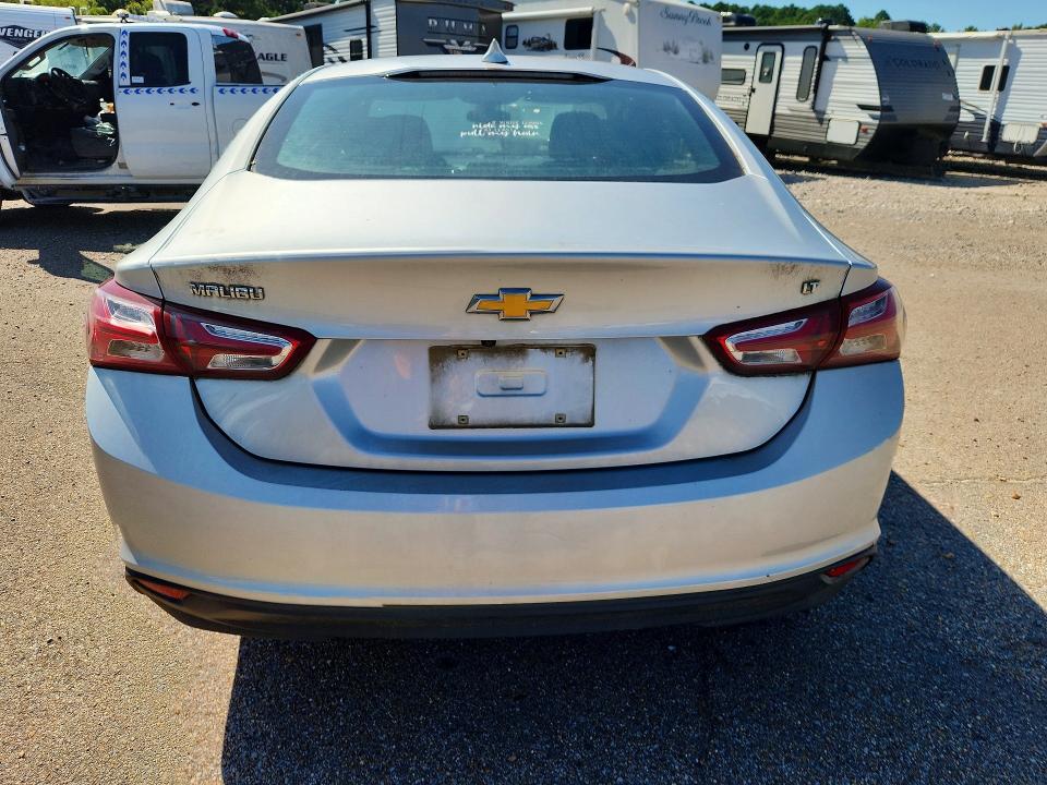 Продажа на аукционе авто 2020 Chevrolet Malibu, vin: 1G1ZD5ST7LF038657, номер лота: 62982146
