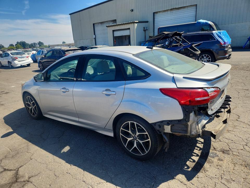 65682426 :رقم المزاد ، 1FADP3F20FL268017 vin ، 2015 Ford Focus مزاد بيع