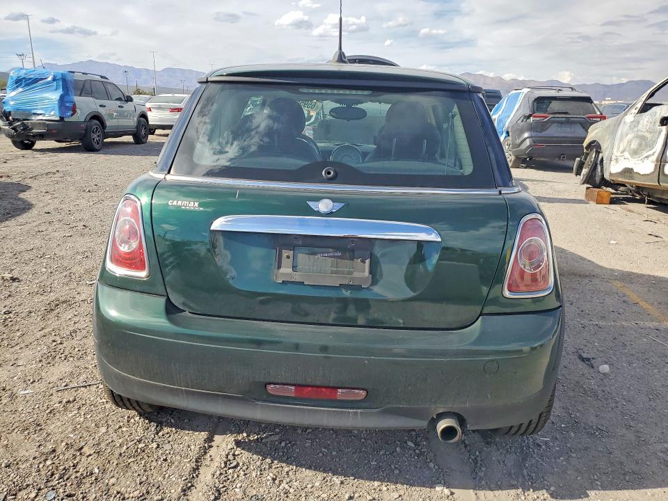 65954796 :رقم المزاد ، WMWSU3C5XCT184577 vin ، 2012 Mini Cooper مزاد بيع
