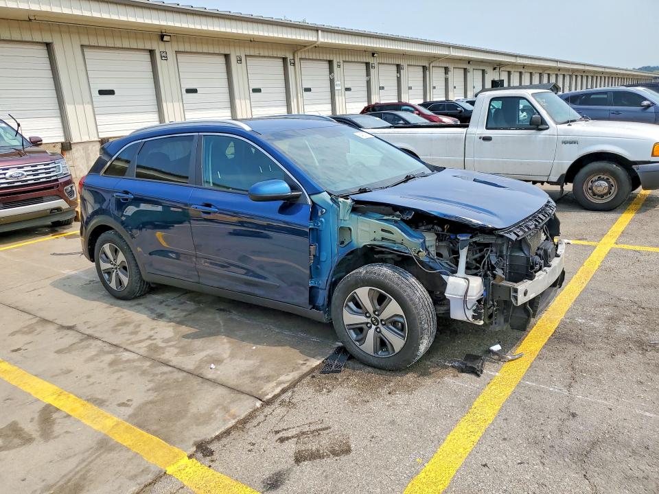 2018 Kia Niro მანქანა იყიდება აუქციონზე, vin: KNDCB3LC2J5158679, აუქციონის ნომერი: 64339716