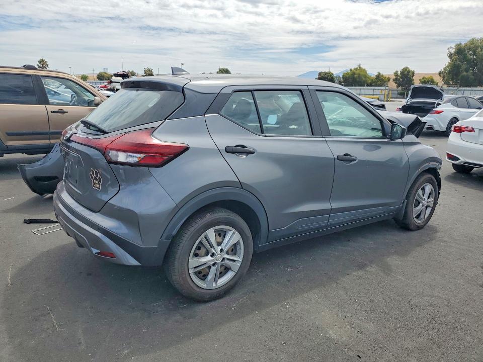 65340606 :رقم المزاد ، 3N1CP5BV6NL494344 vin ، 2022 Nissan Kicks مزاد بيع