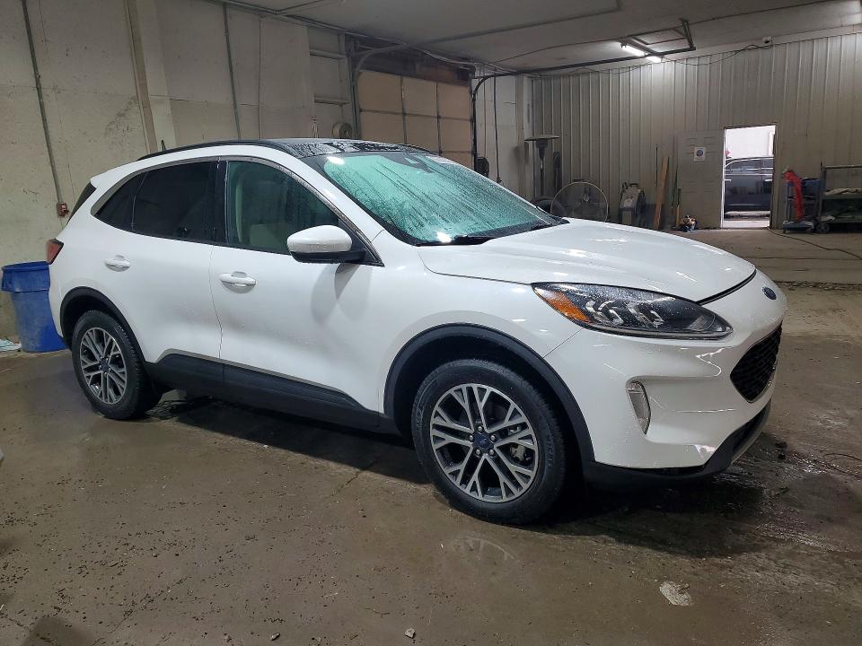2020 Ford Escape მანქანა იყიდება აუქციონზე, vin: 1FMCU9H64LUA67028, აუქციონის ნომერი: 66900616