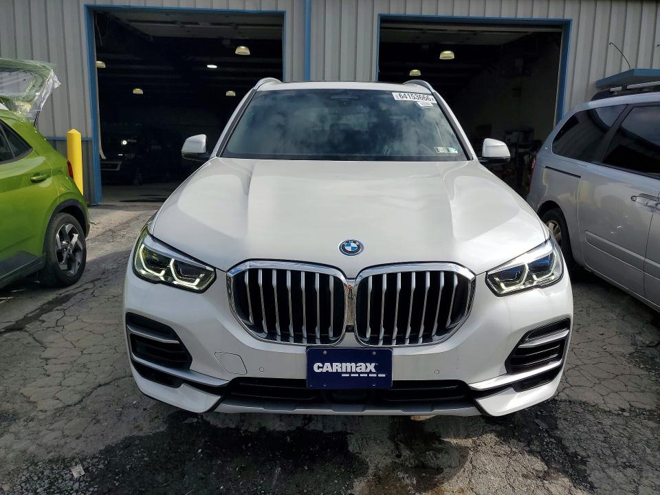64153666 :رقم المزاد ، 5UXTA6C00N9L31560 vin ، 2022 Bmw X5 مزاد بيع