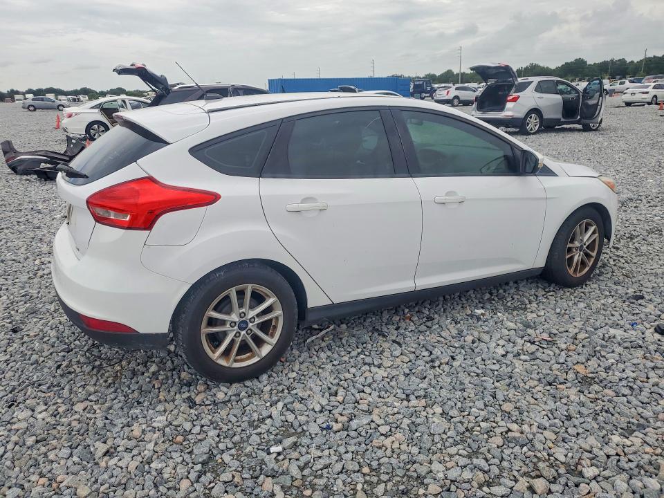 63519886 :رقم المزاد ، 1FADP3K29HL337926 vin ، 2017 Ford Focus مزاد بيع
