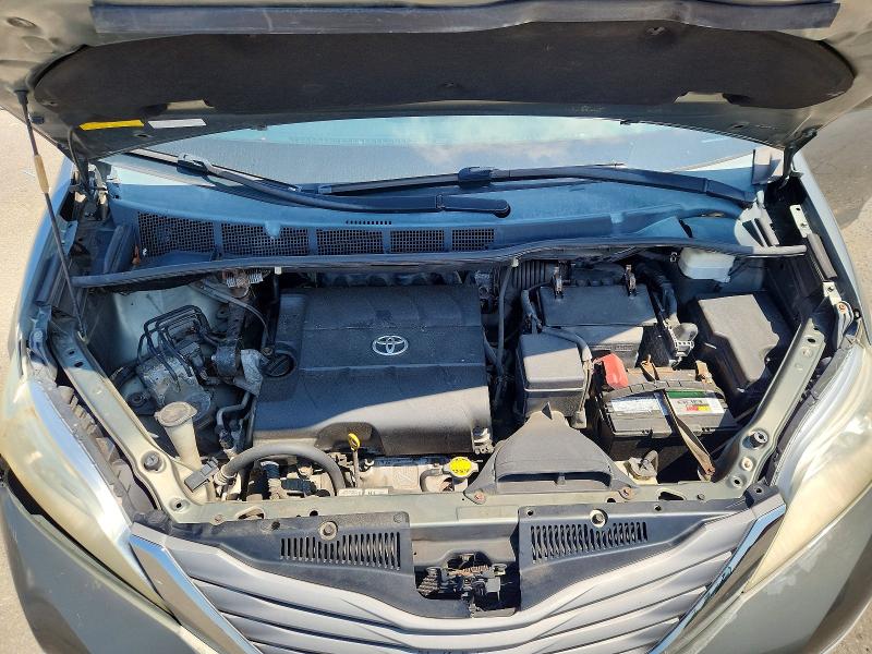 2011 Toyota Sienna მანქანა იყიდება აუქციონზე, vin: 5TDDK3DC2BS010014, აუქციონის ნომერი: 63892226
