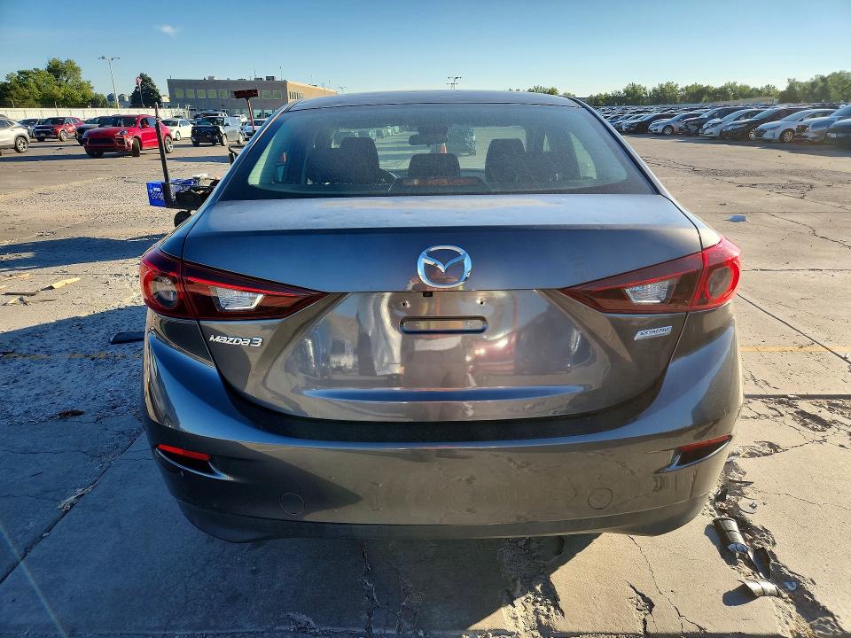 Продажа на аукционе авто 2018 Mazda 3, vin: 3MZBN1U7XJM185242, номер лота: 66014476