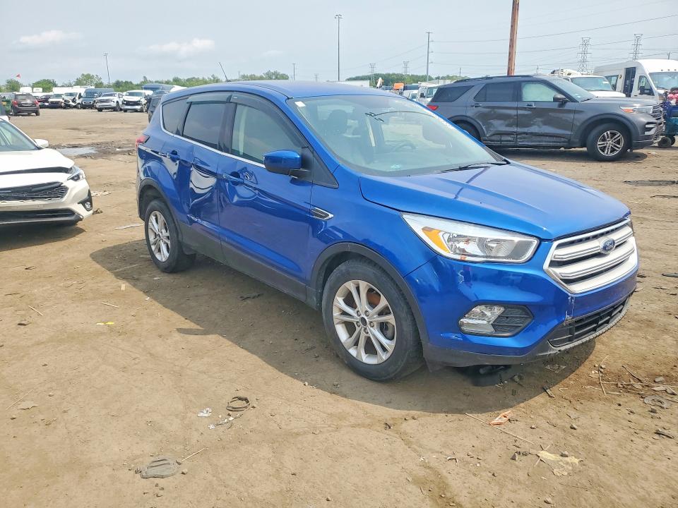 2019 Ford Escape მანქანა იყიდება აუქციონზე, vin: 1FMCU0GD1KUA16970, აუქციონის ნომერი: 65308336
