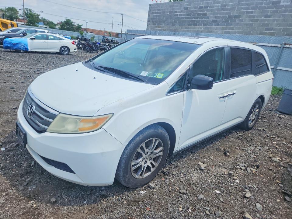 Auction sale of the 2011 Honda Odyssey, vin: 5FNRL5H62BB050746, lot number: 64577596