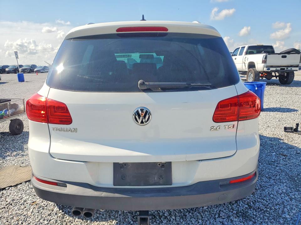 Продажа на аукционе авто 2015 Volkswagen Tiguan, vin: WVGAV7AX9FW593045, номер лота: 67083086