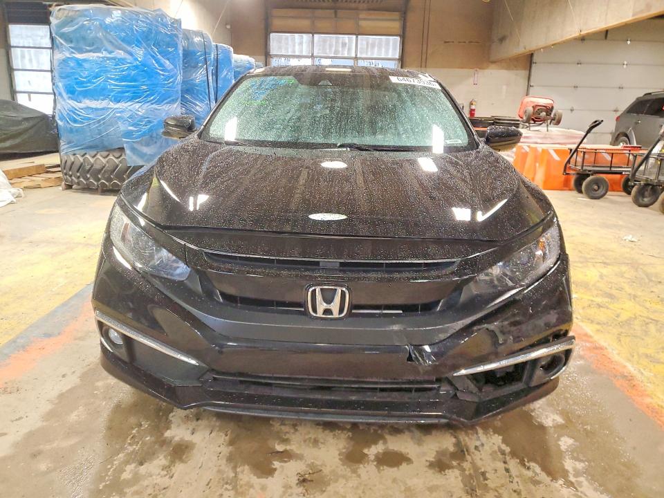 64673936 :رقم المزاد ، 19XFC1F3XME008421 vin ، 2021 Honda Civic مزاد بيع